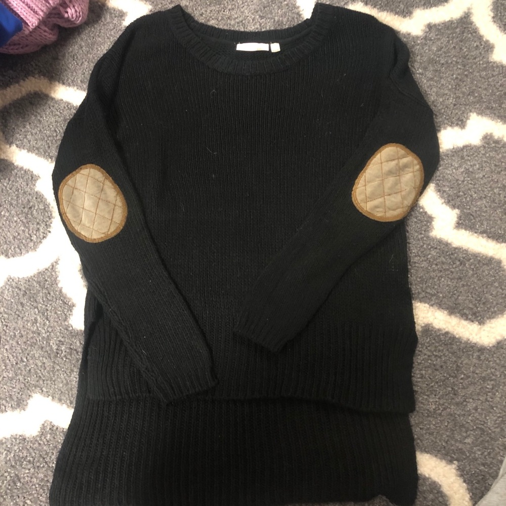 Pullover sweater w/ elbow pads